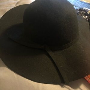 COPY - Women's floppy hat